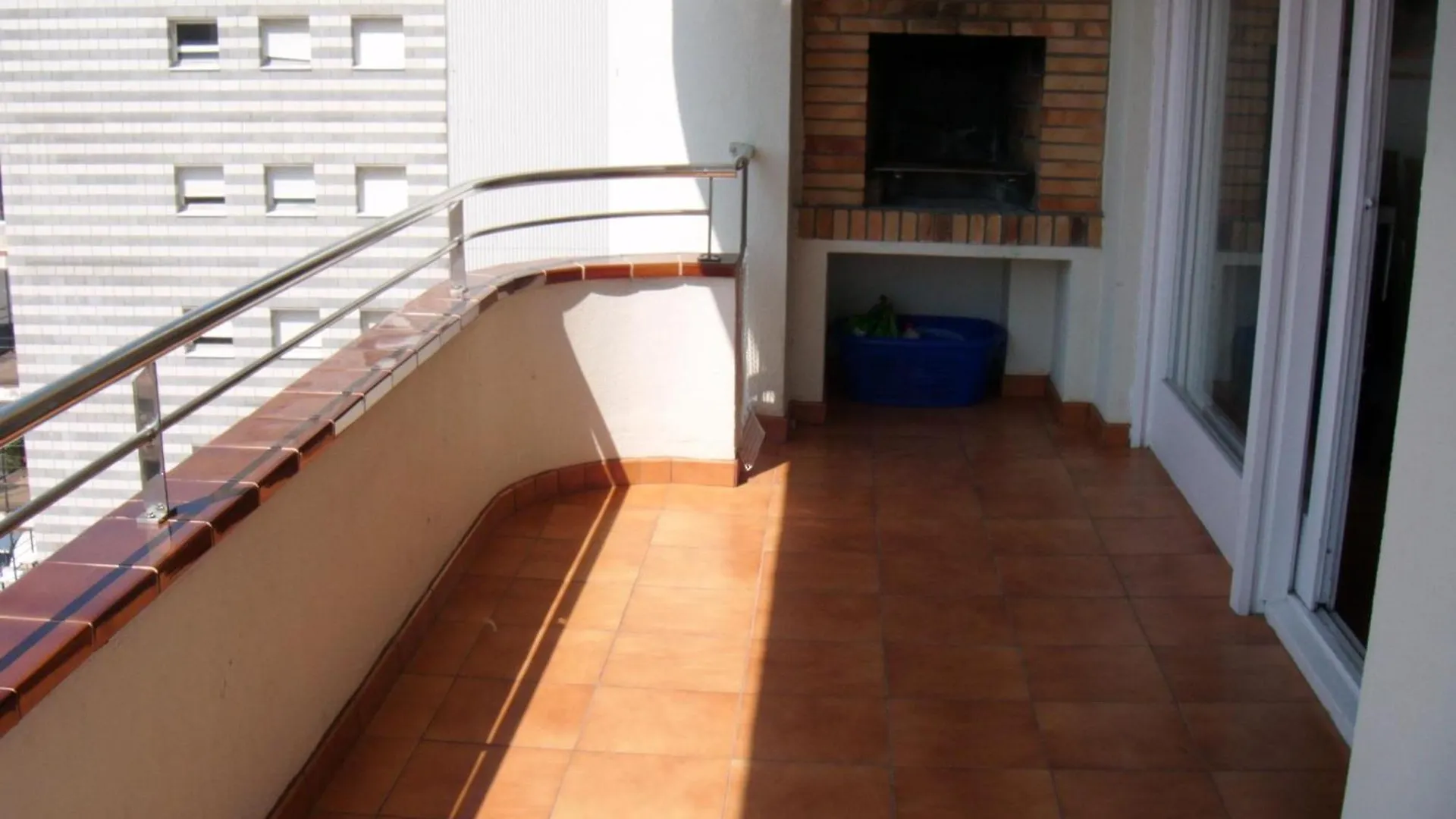 Apartamento A 50M De La Playa Con Wi-Fi Y Terraza, 2 Dormitorios, 6 Pers. - Es-204-26 Roses Spain