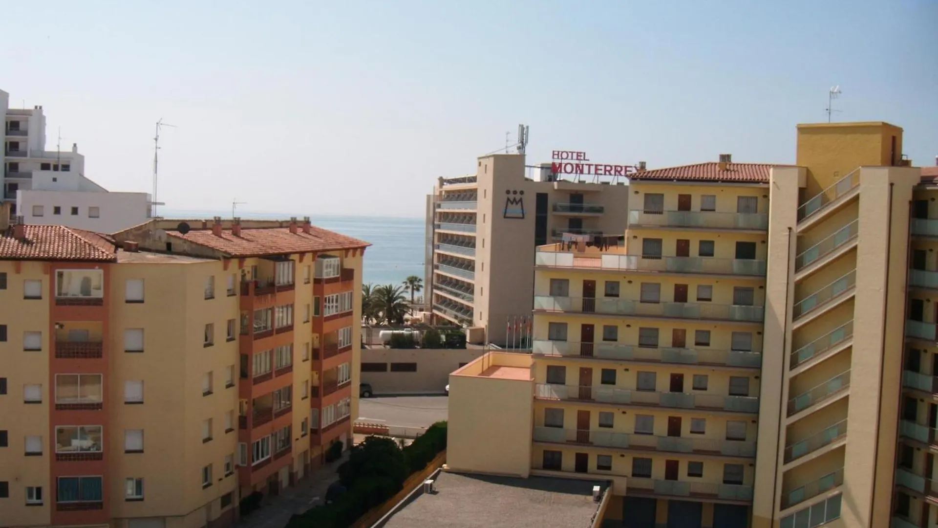 Apartment Apartamento A 50M De La Playa Con Wi-Fi Y Terraza, 2 Dormitorios, 6 Pers. - Es-204-26 Roses Spain