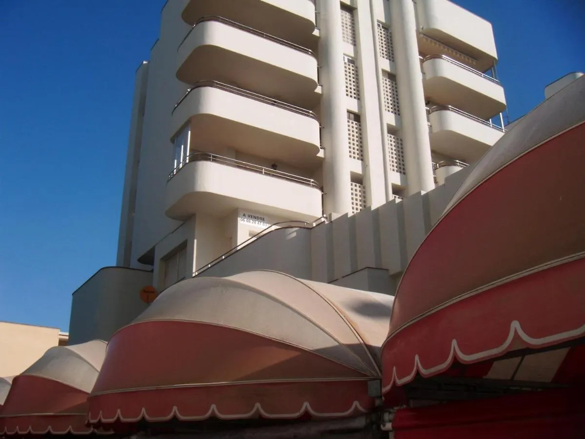 Apartamento A 50M De La Playa Con Wi-Fi Y Terraza, 2 Dormitorios, 6 Pers. - Es-204-26 Roses Apartmán