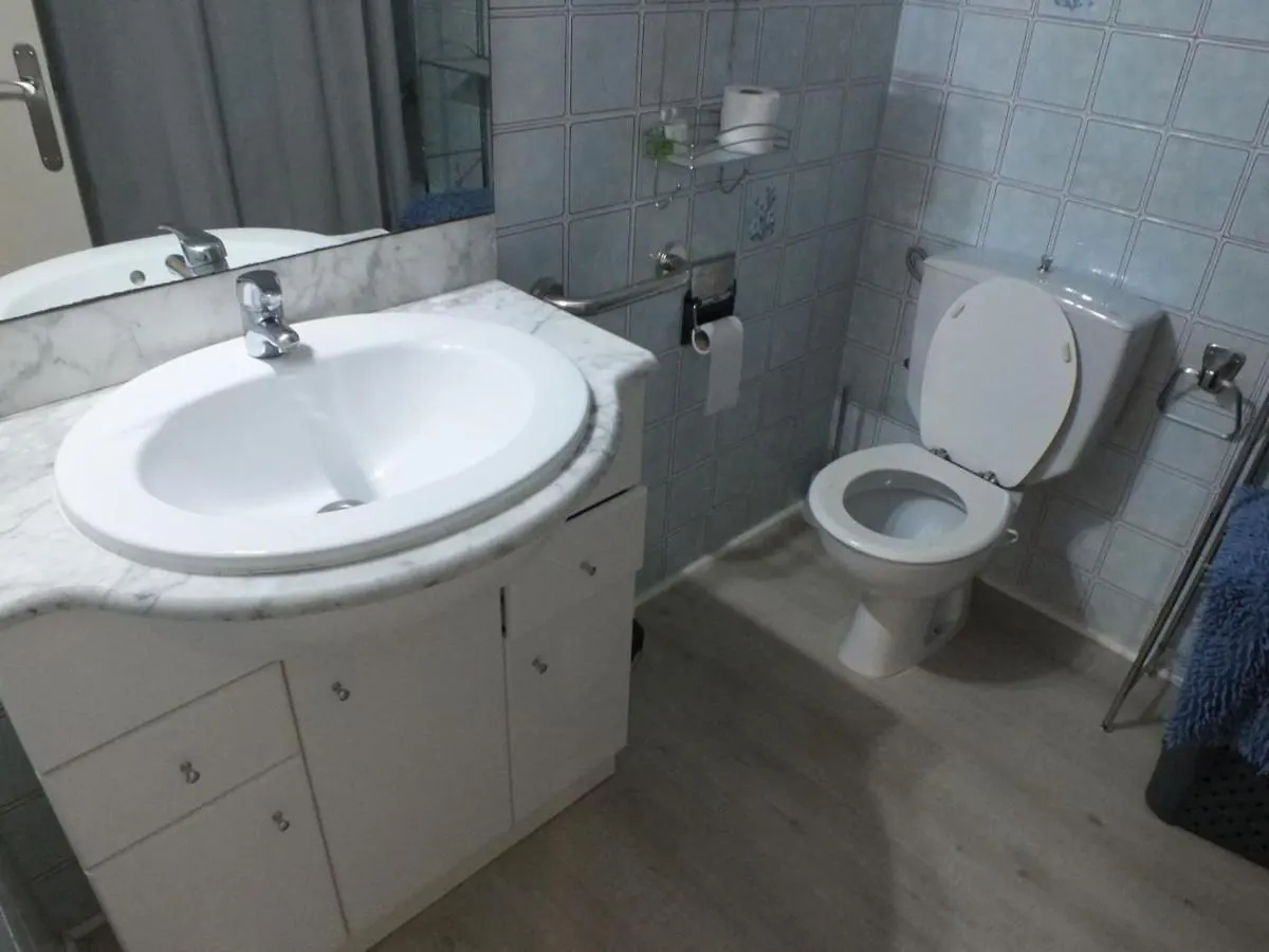 Apartamento A 50M De La Playa Con Wi-Fi Y Terraza, 2 Dormitorios, 6 Pers. - Es-204-26 Roses